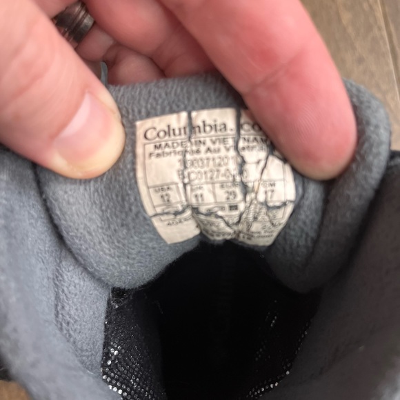 Snow Boots perfect conditions. - Picture 4 of 5